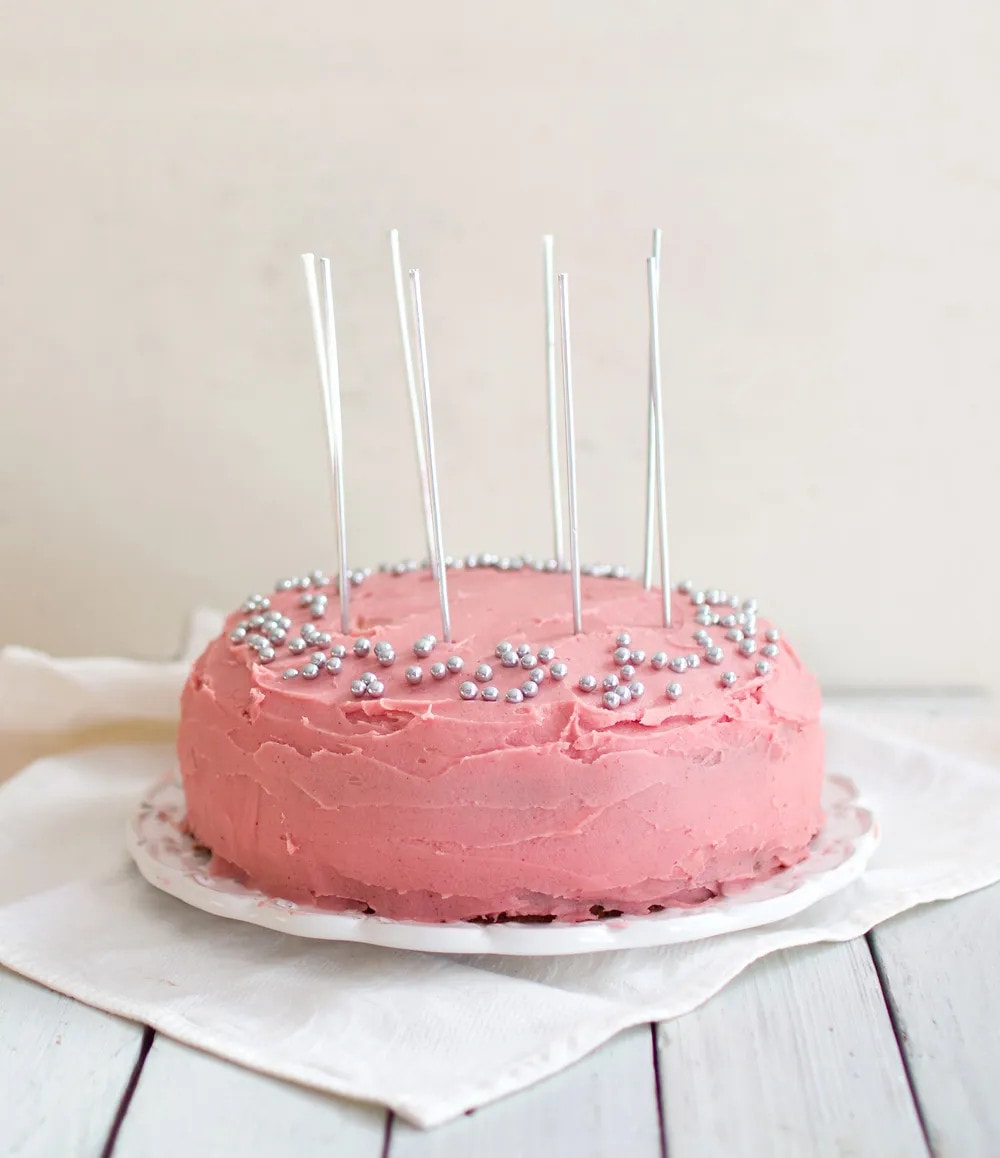 VANILLA BIRTHDAY CAKE