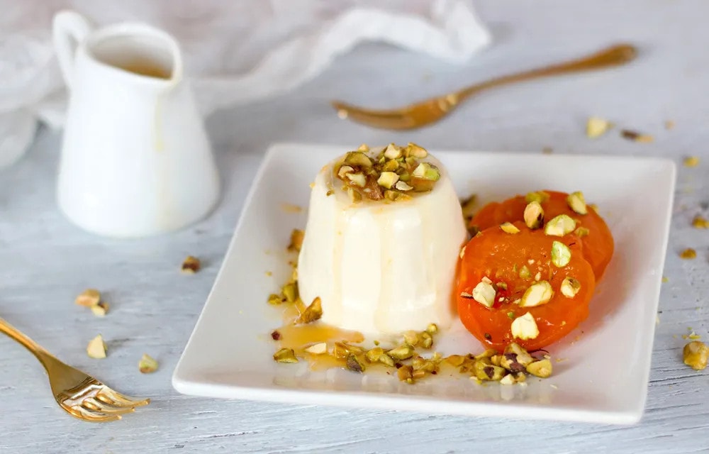 BURNT HONEY & YOGHURT PANNA COTTA WITH APRICOTS IN ORANGE BLOSSOM SYRUP