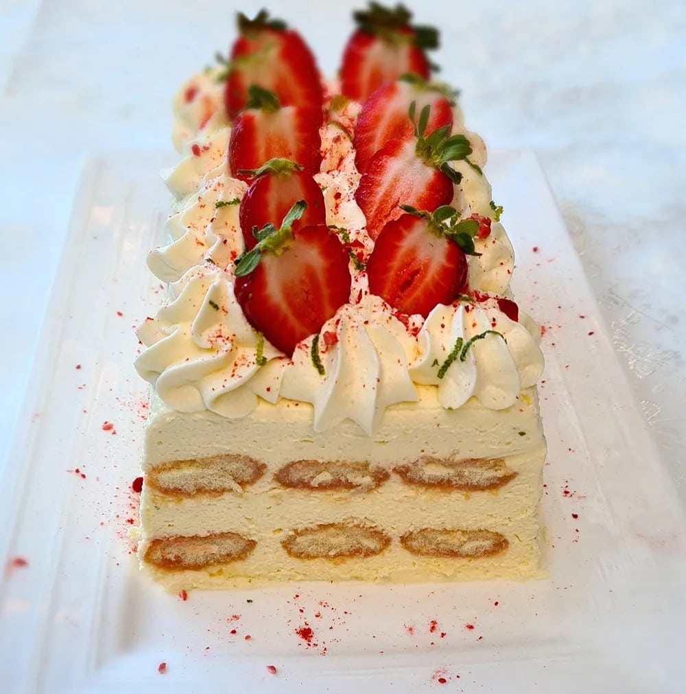 Strawberry daiquiri cheesecake