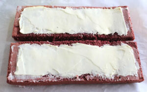 VERTICAL LAYER RED VELVET CAKE WITH CREAM CHEESE ICING 11