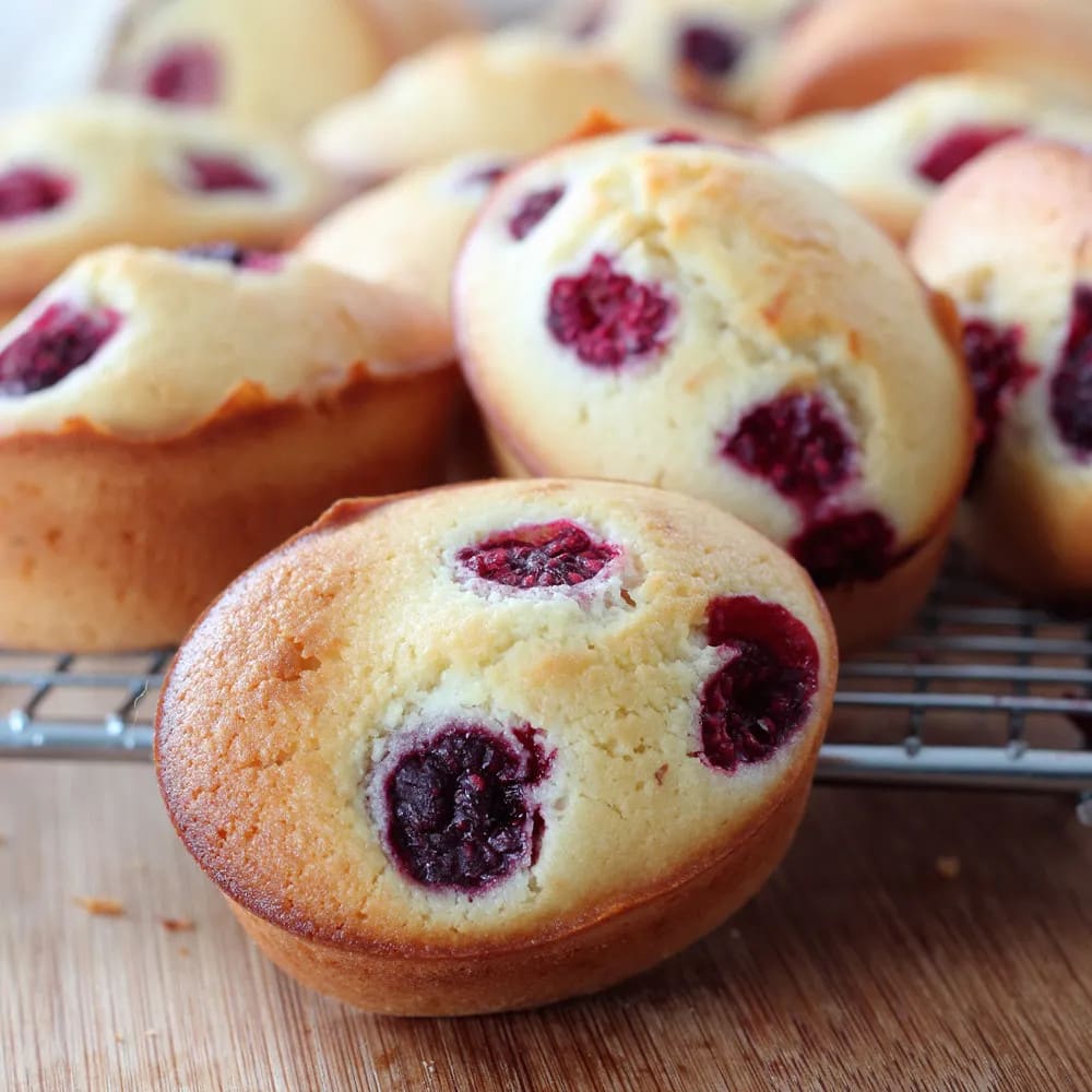 LIME & RASPBERRY FRIANDS