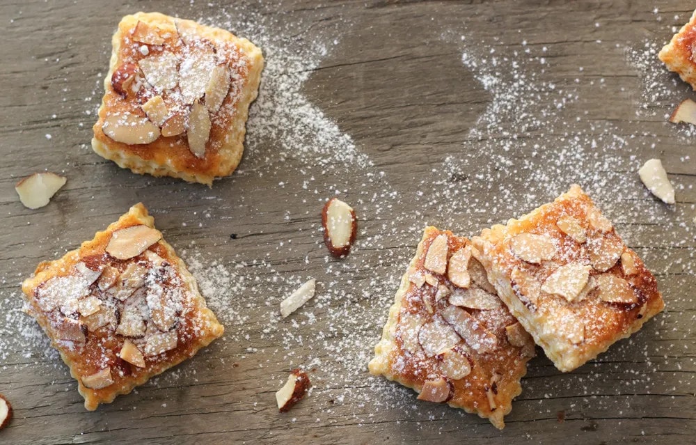 SPICED SUGAR PASTRIES WITH BANANA & BUTTERSCOTCH SAUCE 2