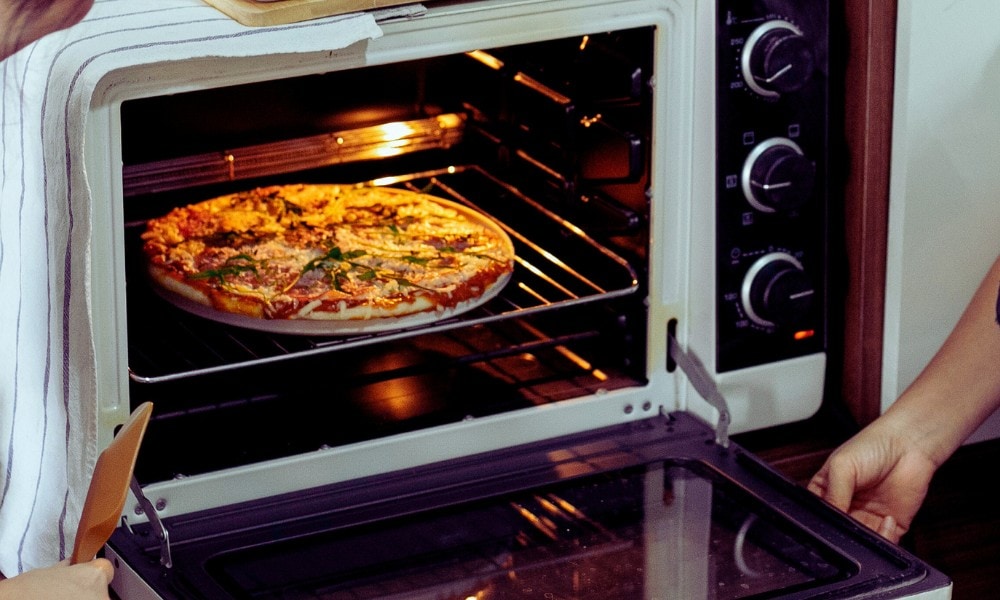 Reheat Leftover Pizza using oven