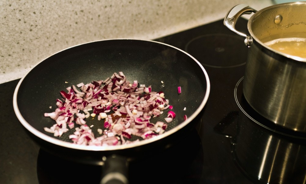 Can you use Stainless Steel or Nonstick Pans on Induction Cooktops