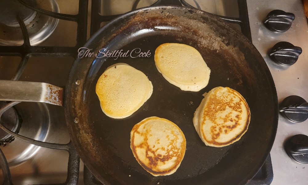 Cooking pancake with carbon steel pan