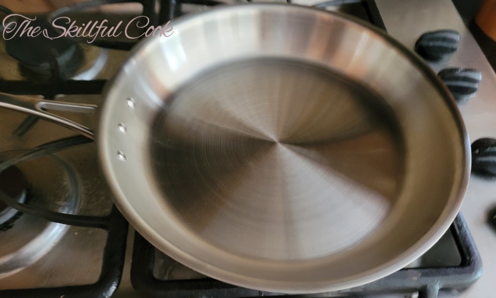 Start with a Clean Stainless Steel Pan