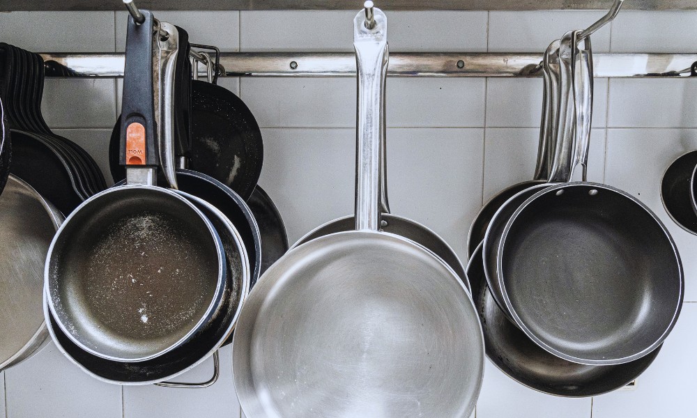 Ceramic vs Stainless Steel Cookware: How to Choose?