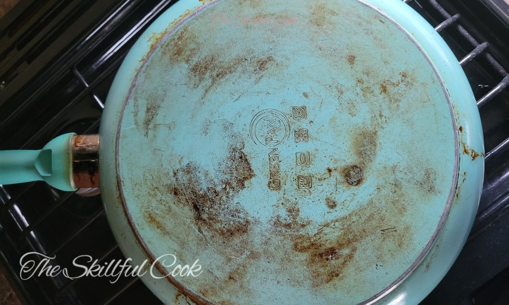 Hard To Clean ceramic pan