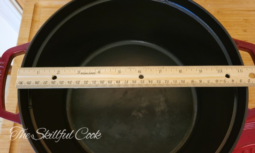 most common size for a Dutch oven is between 5 and 6.5 quarts