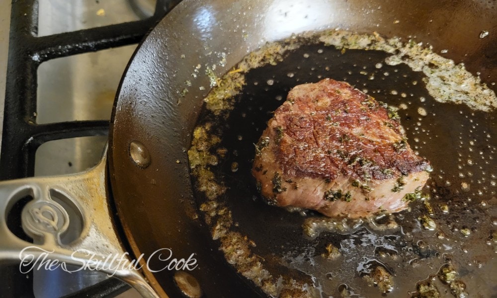 cooking steak using carbon steel pan